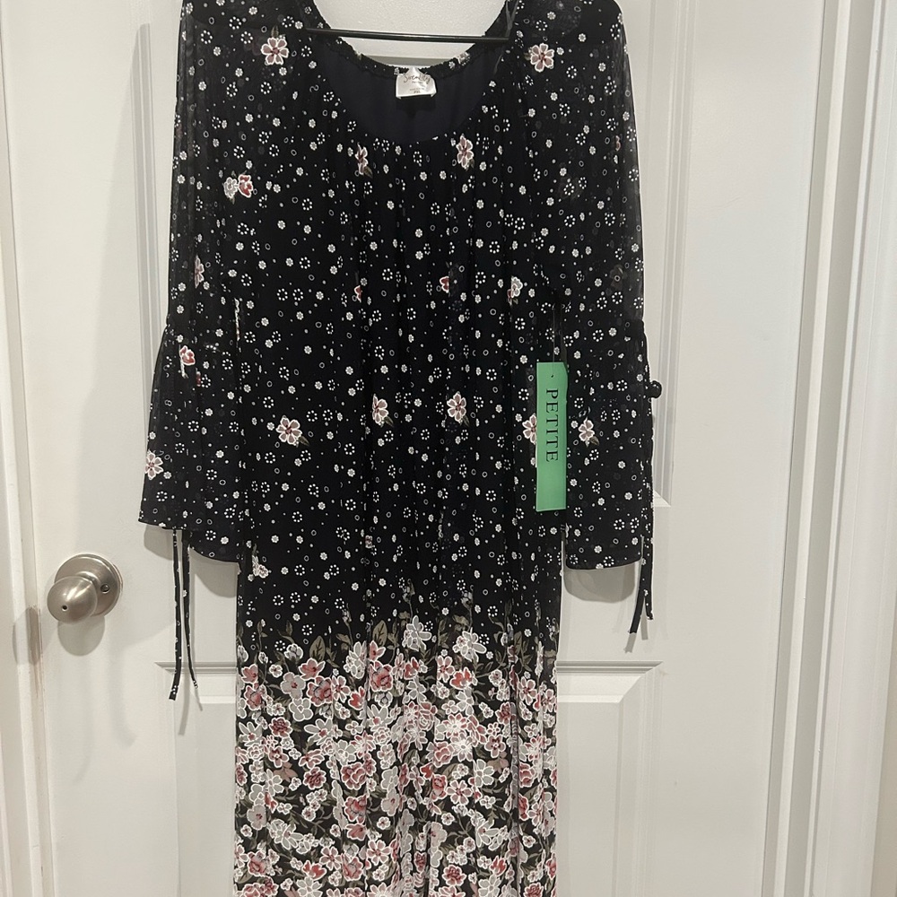 SHEIN Black and White Floral Kids Dress